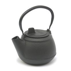 KampCo Cast Iron Kettle, 1.9L