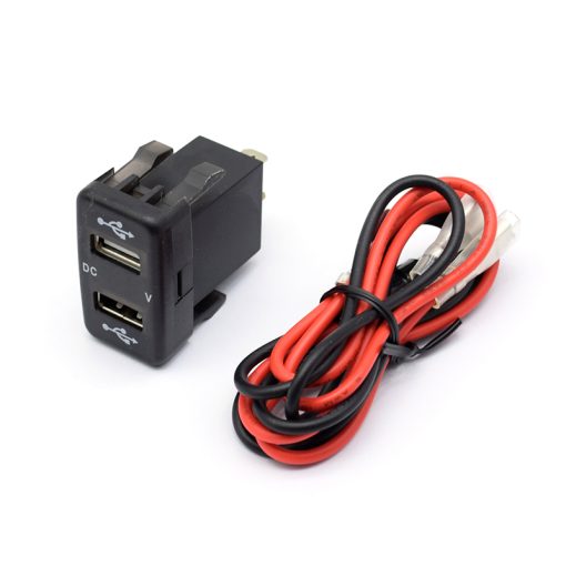 Lumeno Dual 1.2 Amp USB and Voltmeter