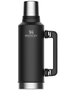 Stanley Classic Bottle 1.9L Black-drinkware