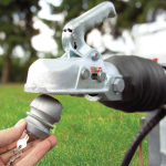 Streetwize Hitch Lock Insertable Coupling